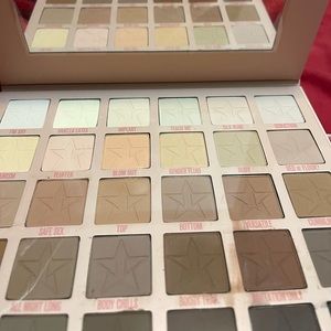 Jeffree star Eyeshadow palette